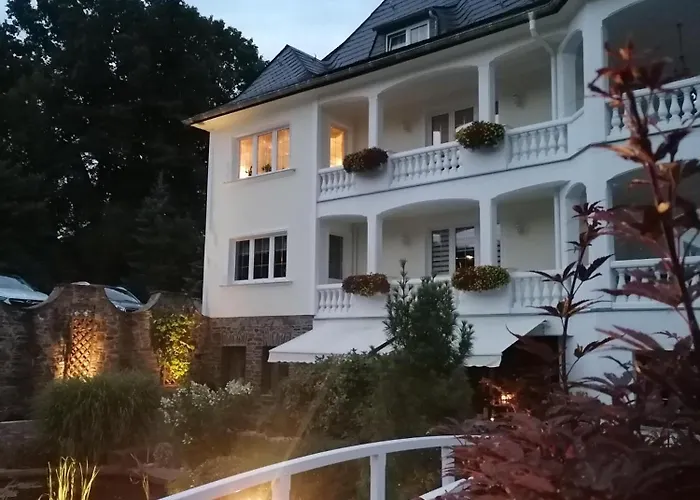 Weisser Hirsch Pensionat *